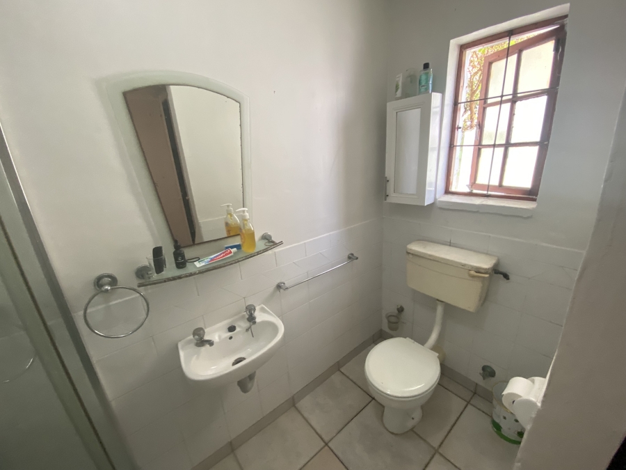 To Let 2 Bedroom Property for Rent in Muizenberg Western Cape